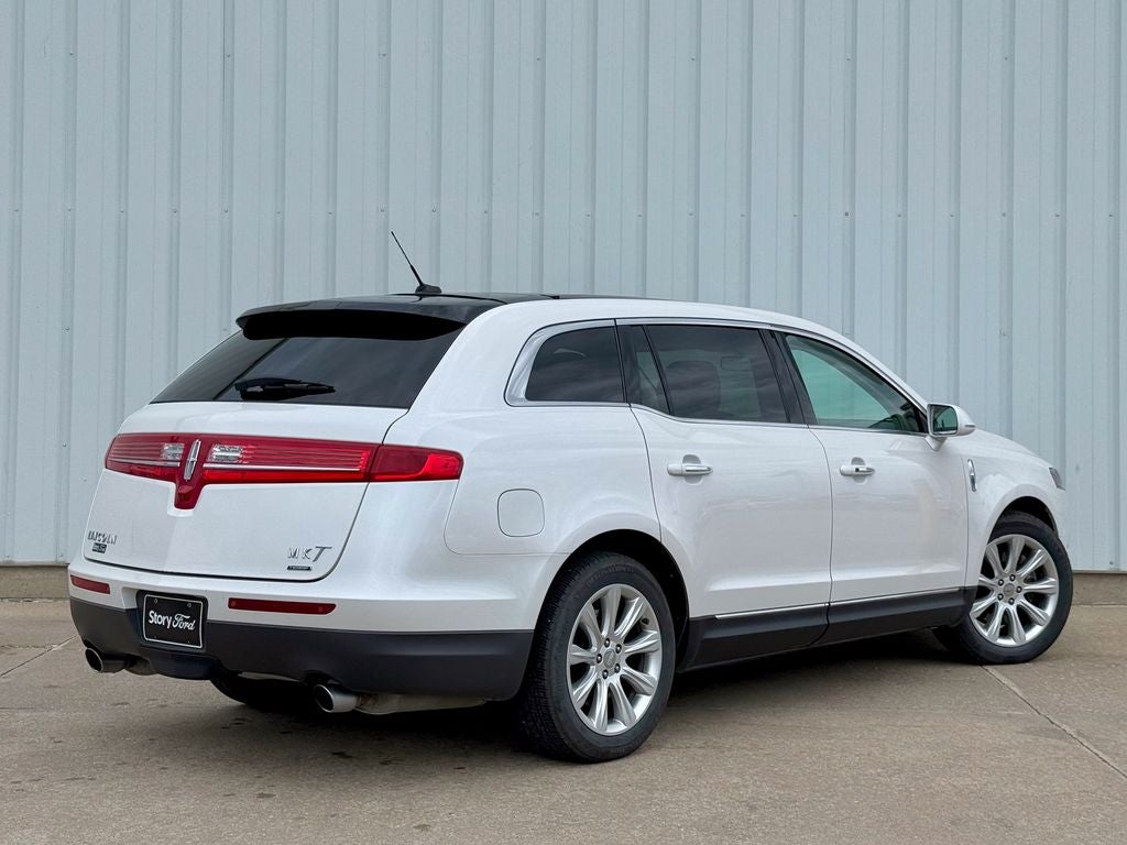 2016 Lincoln MKT EcoBoost