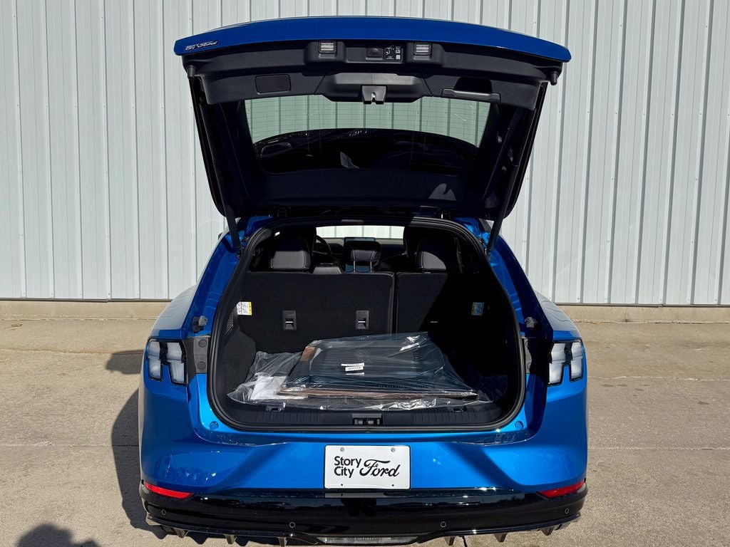 2025 Ford Mustang Mach-E GT