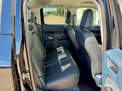 2026 Ford Maverick Lobo Standard