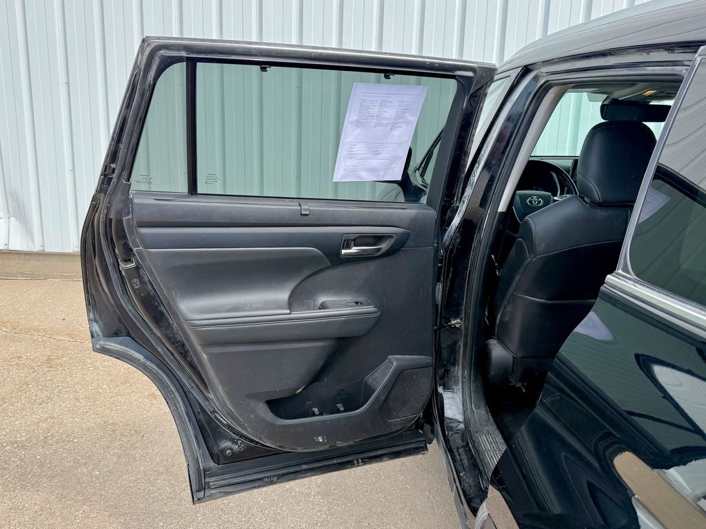 2021 Toyota Highlander XLE