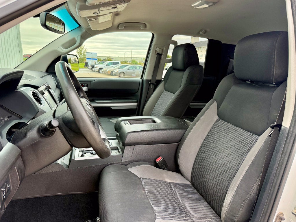 2014 Toyota Tundra SR5