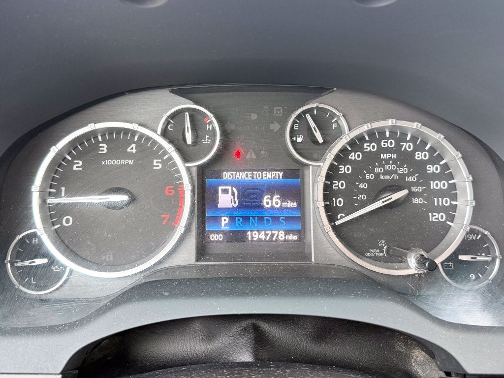 2014 Toyota Tundra SR5