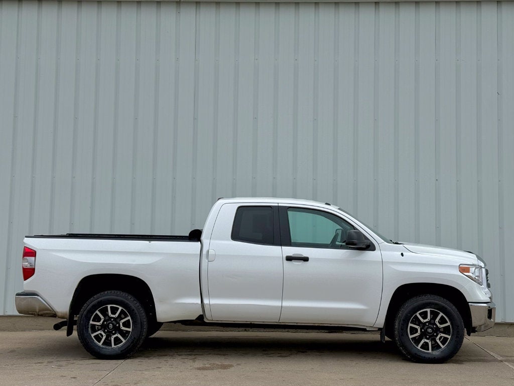 2014 Toyota Tundra SR5