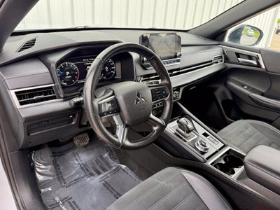 2024 Mitsubishi Outlander SE Black Edition