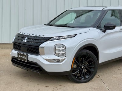 2024 Mitsubishi Outlander SE Black Edition