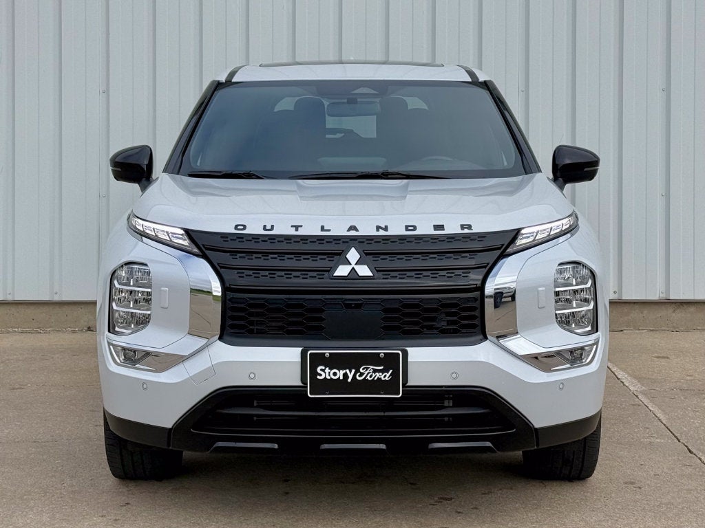2024 Mitsubishi Outlander SE Black Edition