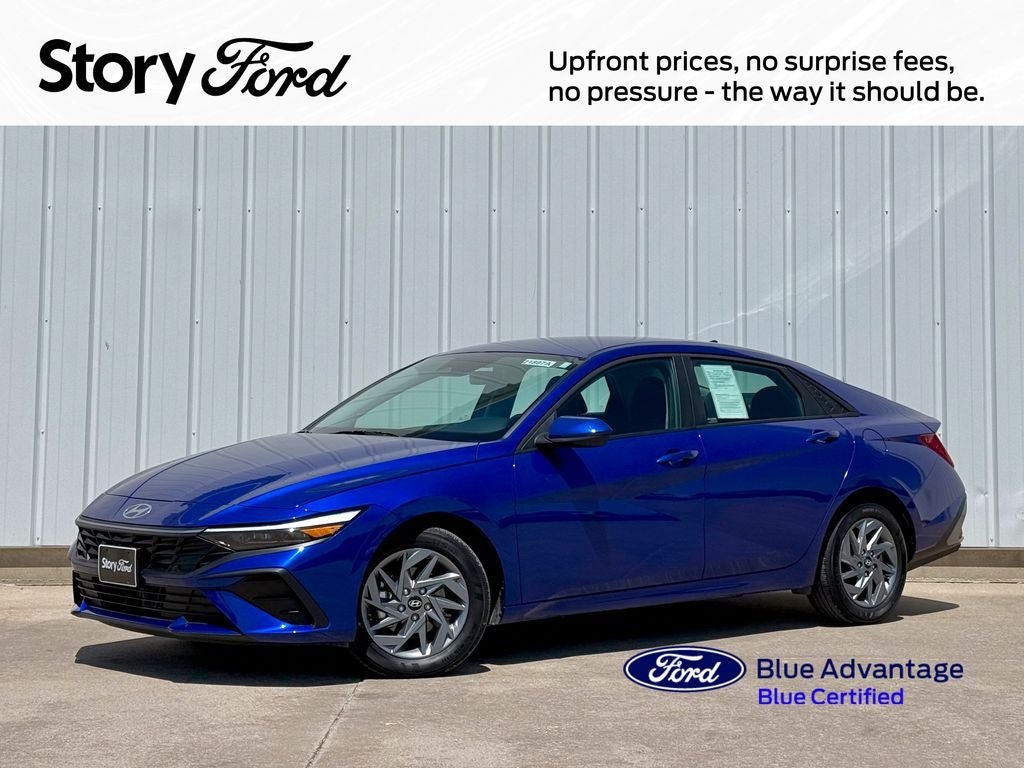 2025 Hyundai Elantra 1.6 HEV Blue's photo